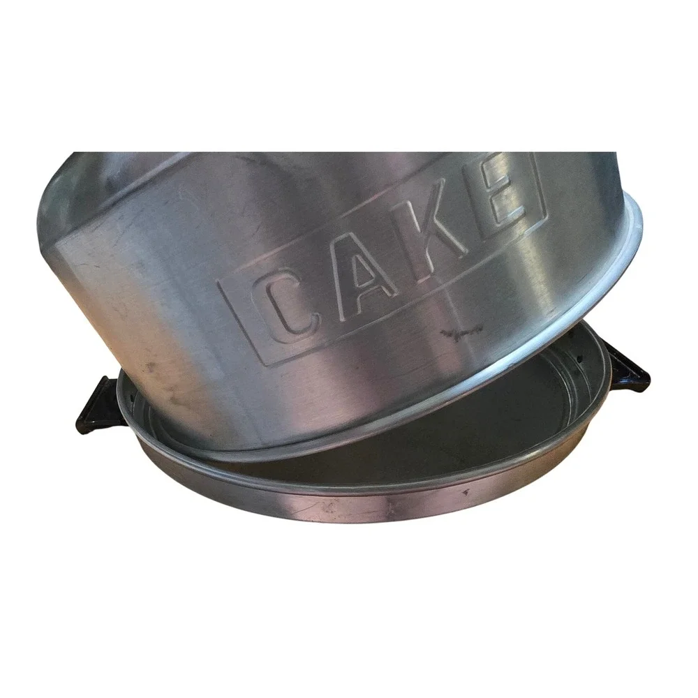 Vintage Kromex Aluminum Cake Carrier Saver Locking Lid Mid Century Modern Silver